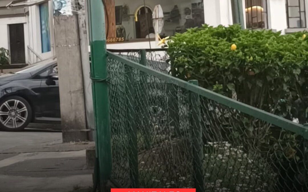 VECINOS SE CANSARON DE LA MUGRE DE PELUQUERÍA Y EXIGEN SANCIONES AMBIENTALES.